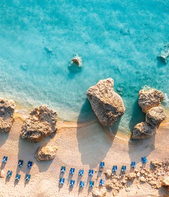 Luftaufnahme von Strand in Griechenland