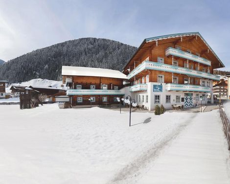 Winterurlaub im SCOL Sporthotel Großglockner in Kals-0