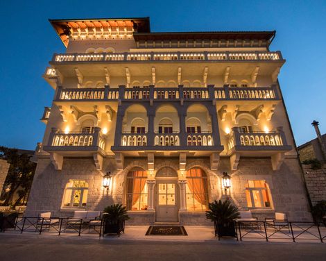 Arbiana Heritage Luxury Boutique Hotel-0