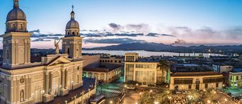 Santiago de Cuba bei Nacht 