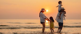 Familie am Strand