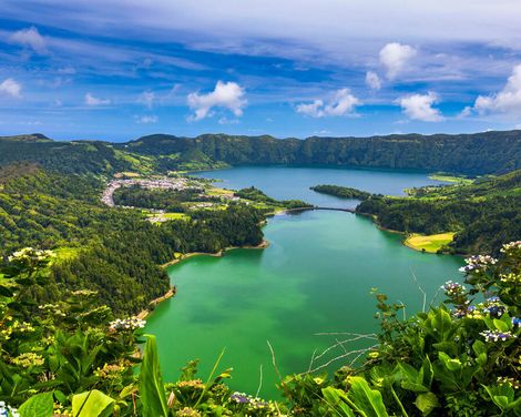 Mietwagen-Rundreise ab/an Ponta Delgada