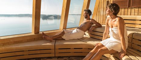 Wellnessbereich an Bord der AIDAstella mit Meerblick
