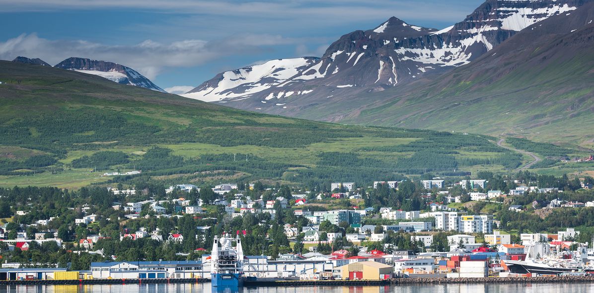 Blick auf Akureyri in Island