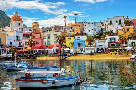 Ischias Hafen in Italien