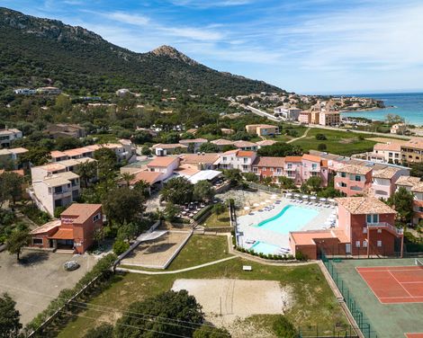 Geheimnisvolle Küsten und Bergdörfer-2