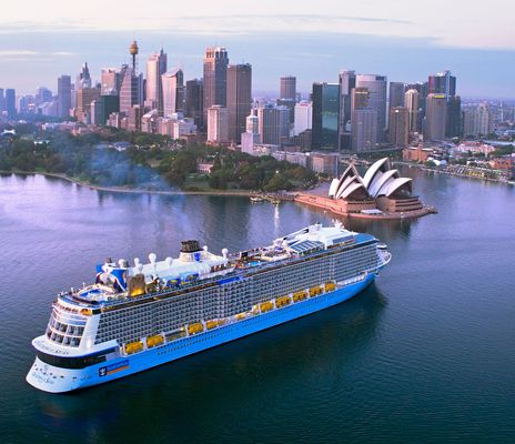 Ovation of the Seas vor Australien