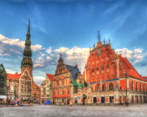 Märchenhafte Städte und wilde Natur-1