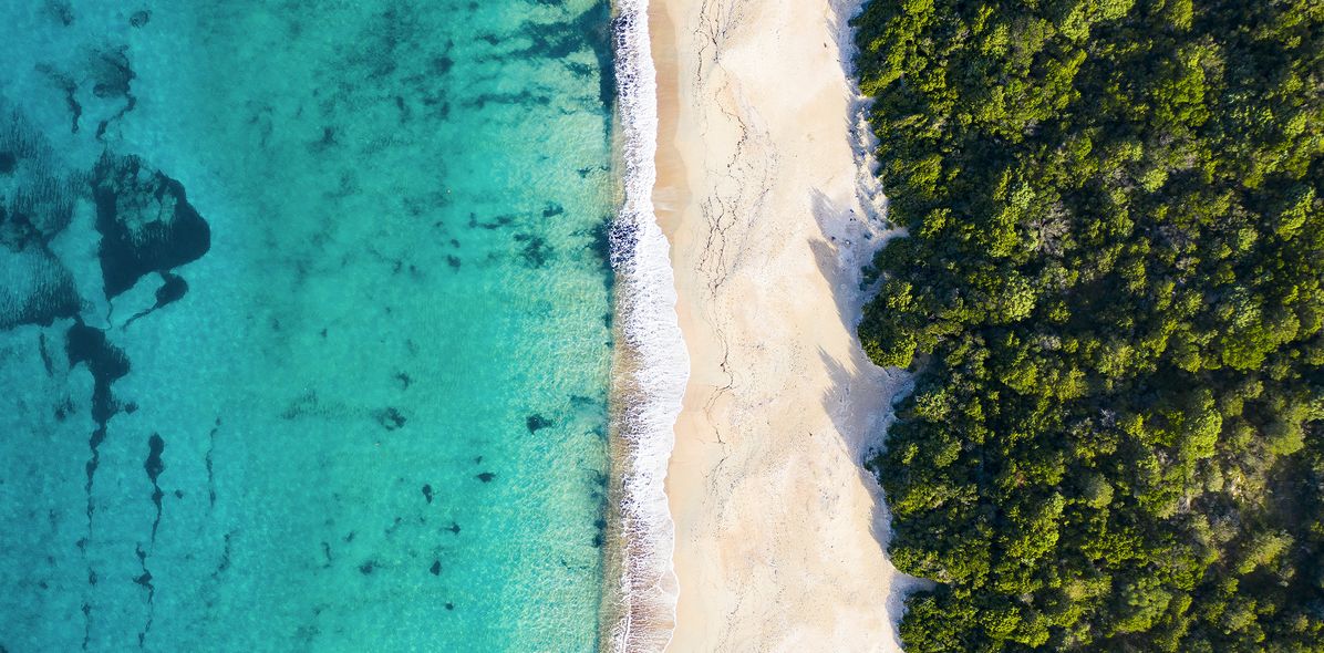 Strand auf Sardinien von oben