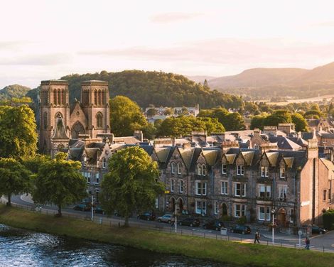 Flexible Mietwagen-Rundreise ab/an Edinburgh: Auf den Spuren legendärer Filmkulissen