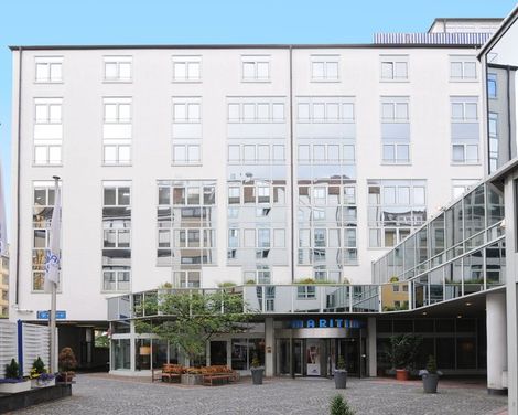 Maritim Hotel München-0