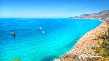 Strand von Alanya in der Türkei