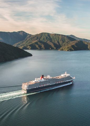 Queen Elizabeth auf hoher See