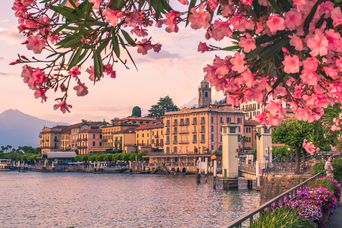 Blick auf den Comer See in Italien