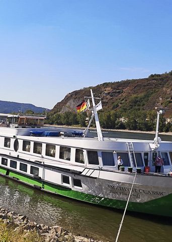 DCS Amethyst auf dem Fluss