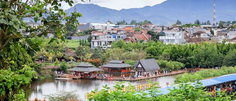 Stadtansicht von Bandung auf der Insel Java, Indonesien