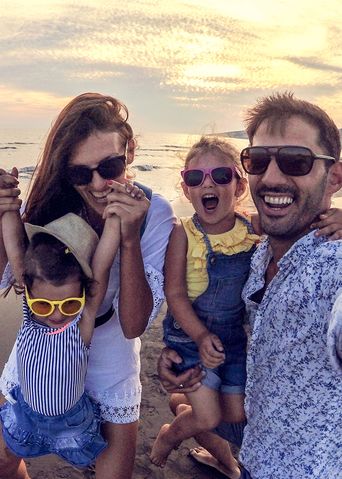 Familie am Strand Selfie