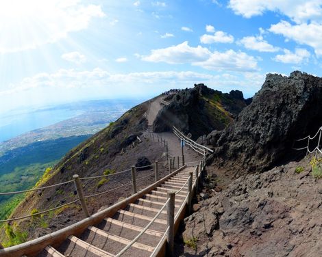 Flexible Mietwagen-Rundreise ab Bari bis Neapel: Apulien trifft auf Kampanien