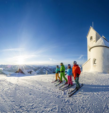 Skifahrer auf der Piste