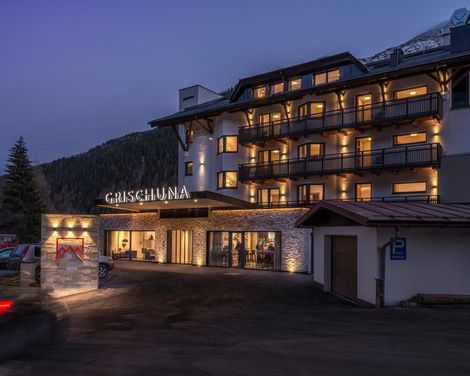 Hotel Grischuna-0