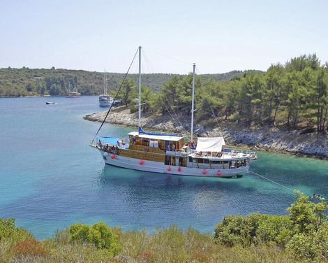 Zwischen Feenkaminen und türkisblauen Buchten-0