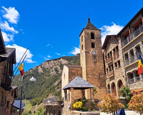 Geheime Juwelen der Pyrenäen ohne Hotelwechsel entdecken-3