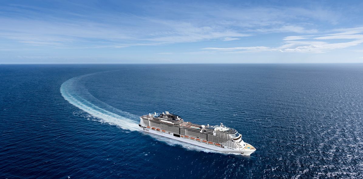 Luftaufnahme der MSC Virtuosa