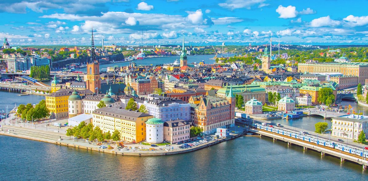Luftbild von Stockholm in Schweden vom Hafen aus gesehen