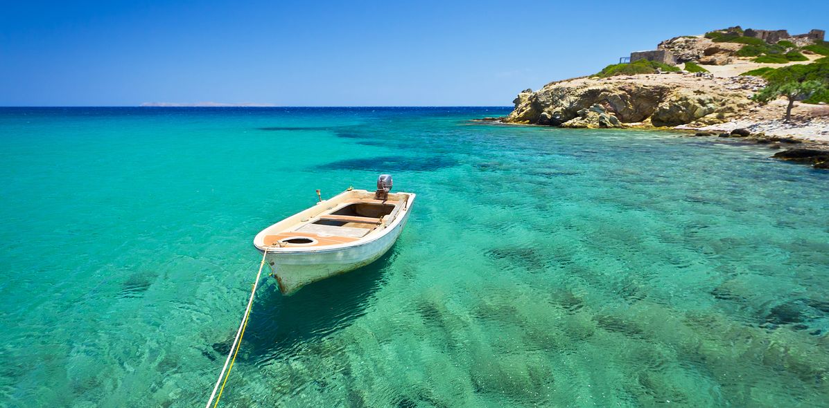 Boot in Bucht auf Kreta