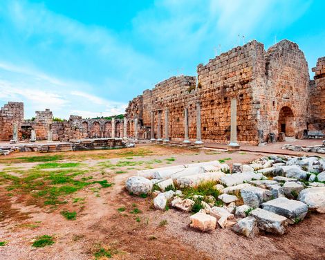 Kulturwunder und einzigartige Naturschönheit