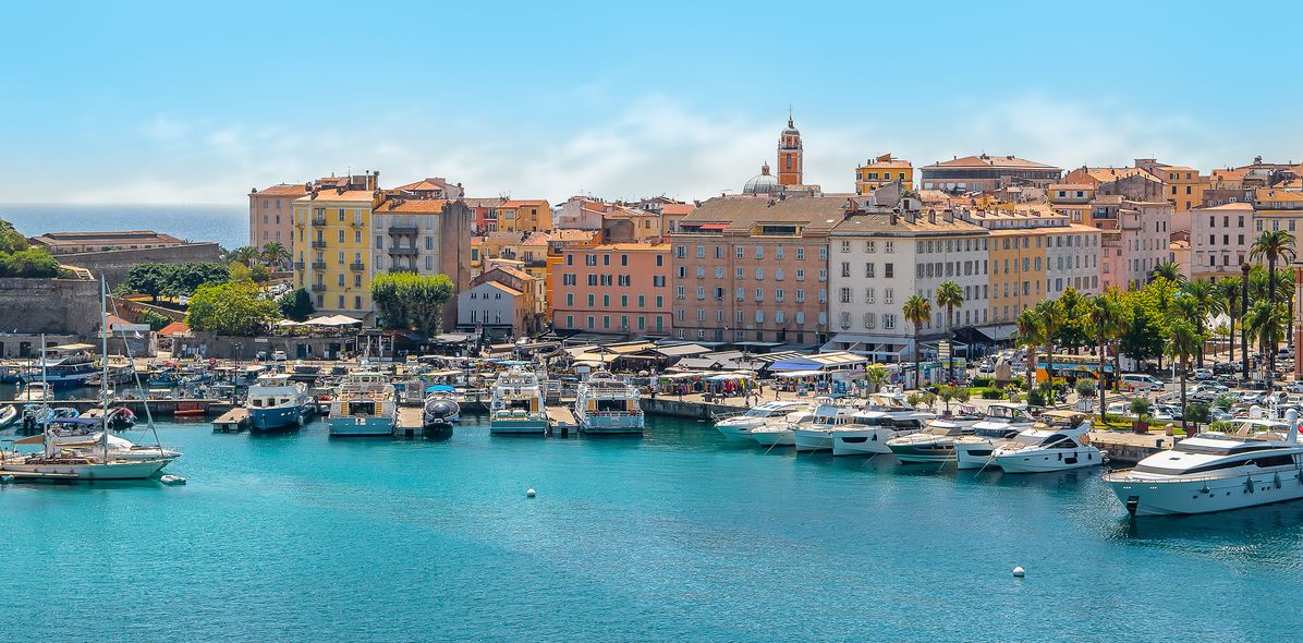 Blick auf Ajaccio auf Korsika