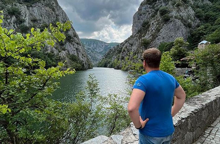 Experte Timm während seiner Reise in Nordmazedonien
