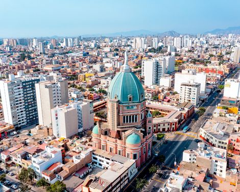 Kreuzfahrt mit Oosterdam ab Santiago de Chile an Buenos Aires inkl. Peru- & Brasilien-Rundreise-0