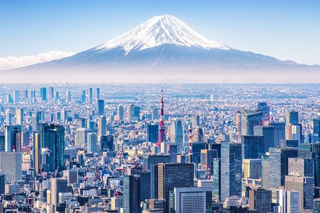 Tokio in Japan mit Mount Fuji
