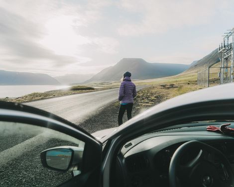 Mietwagen-Rundreise ab/an Reykjavik rund um Island in einer Woche