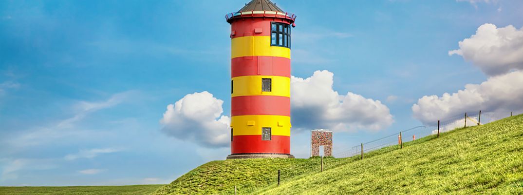 Blick auf den Pilsumer Leuchtturm