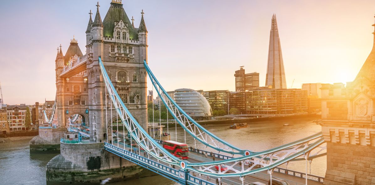 Blick auf die Tower Bridge in London