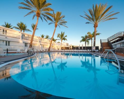 Plus Fariones Apartamentos-0