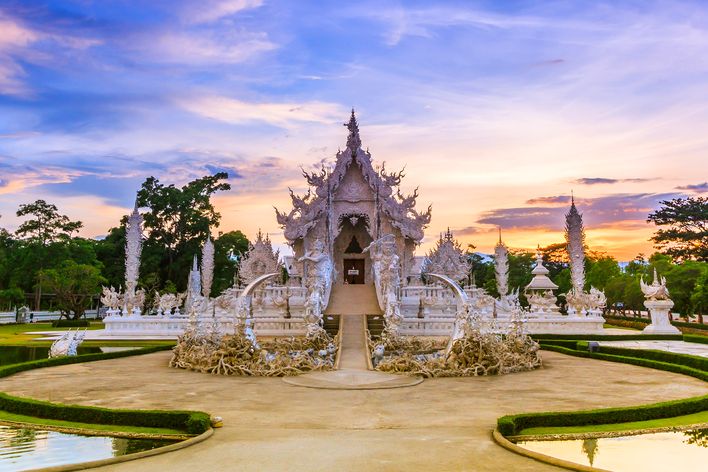 Wat Rong Khun Tempel in Chiang Rai in Thailand