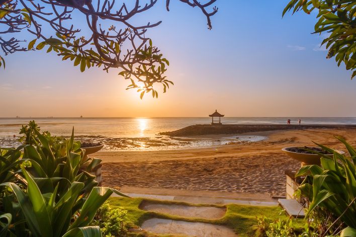 Strand in Sanur bei Sonnenuntergang