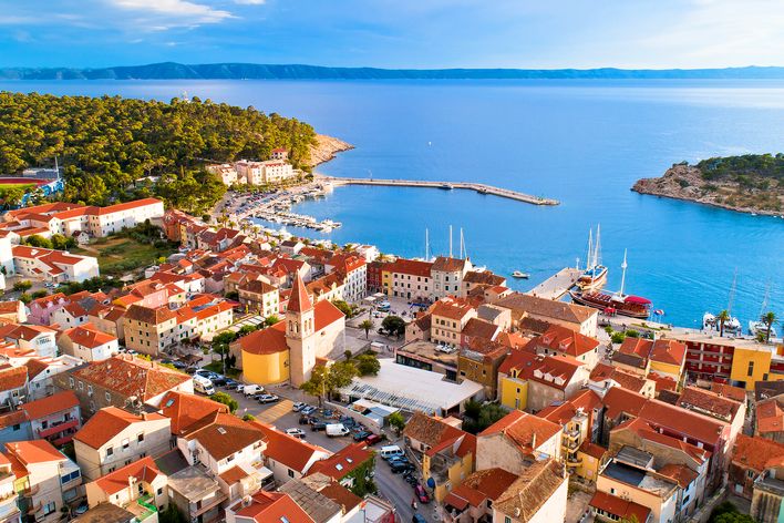 Blick auf Makarska in Kroatien 