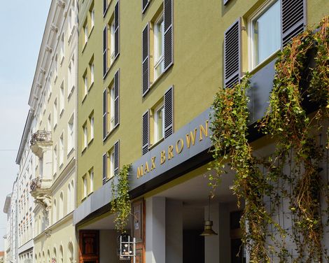 Max Brown 7th District Wien-0