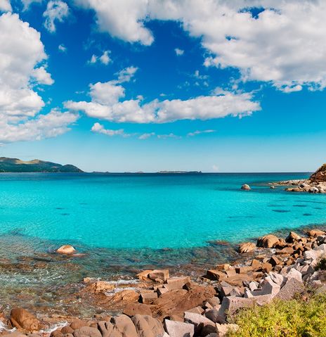 Blick auf den Strand in Korsika