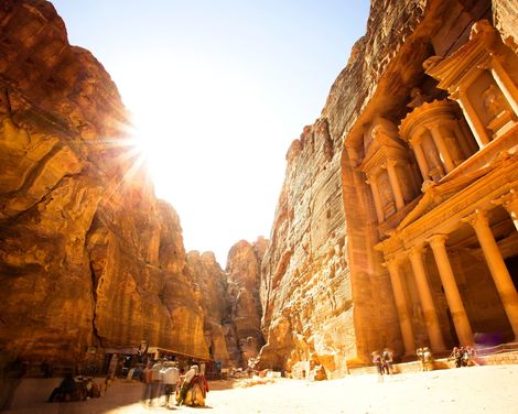Unterwegs auf königlichen Pfaden mit Badeaufenthalt in einem luxuriösen Resort & SPA
