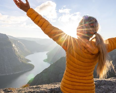 Kreuzfahrt mit Costa Favolosa ab/an Hamburg-2