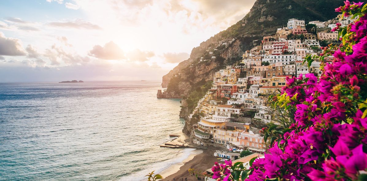 Blick auf die Küste in Positano