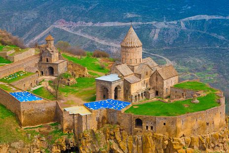 Luftaufnahme des Tatew-Klosters in Armenien