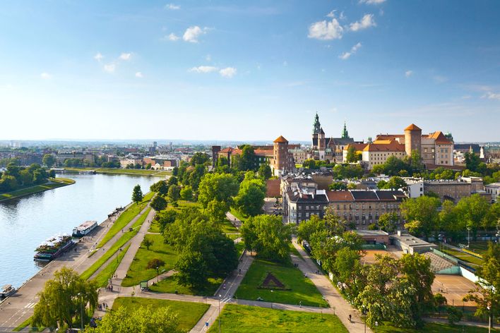 Wawel-Hügel in Krakau mit Schloss und Kathedrale im Vordergrund