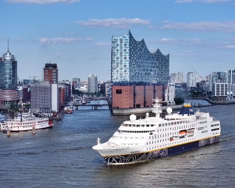 Kreuzfahrt mit MS Hamburg ab/an Hamburg inkl. 1 Galanacht in Hamburg-0
