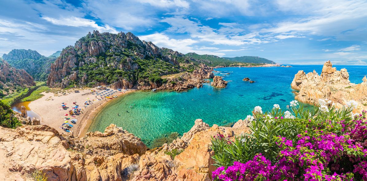 Strand auf der Insel Sardinien